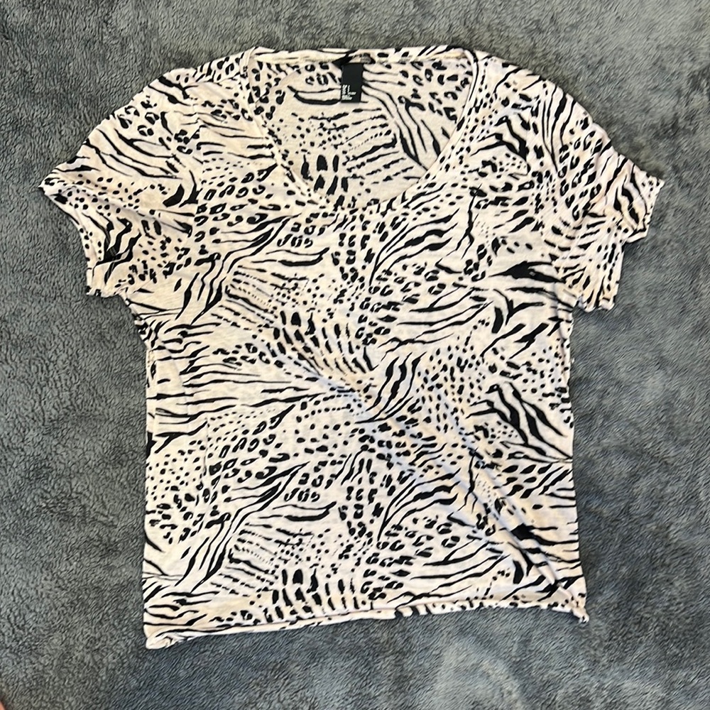 Animal print tee